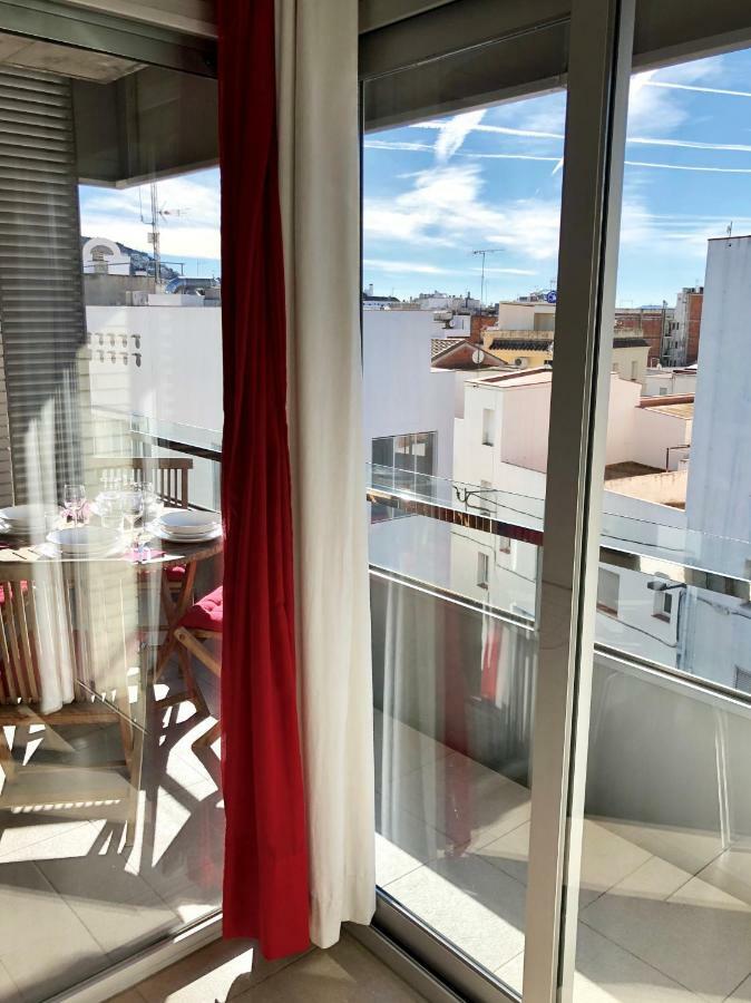 Apartament Familiar Av. Tarragona Roses Exterior photo